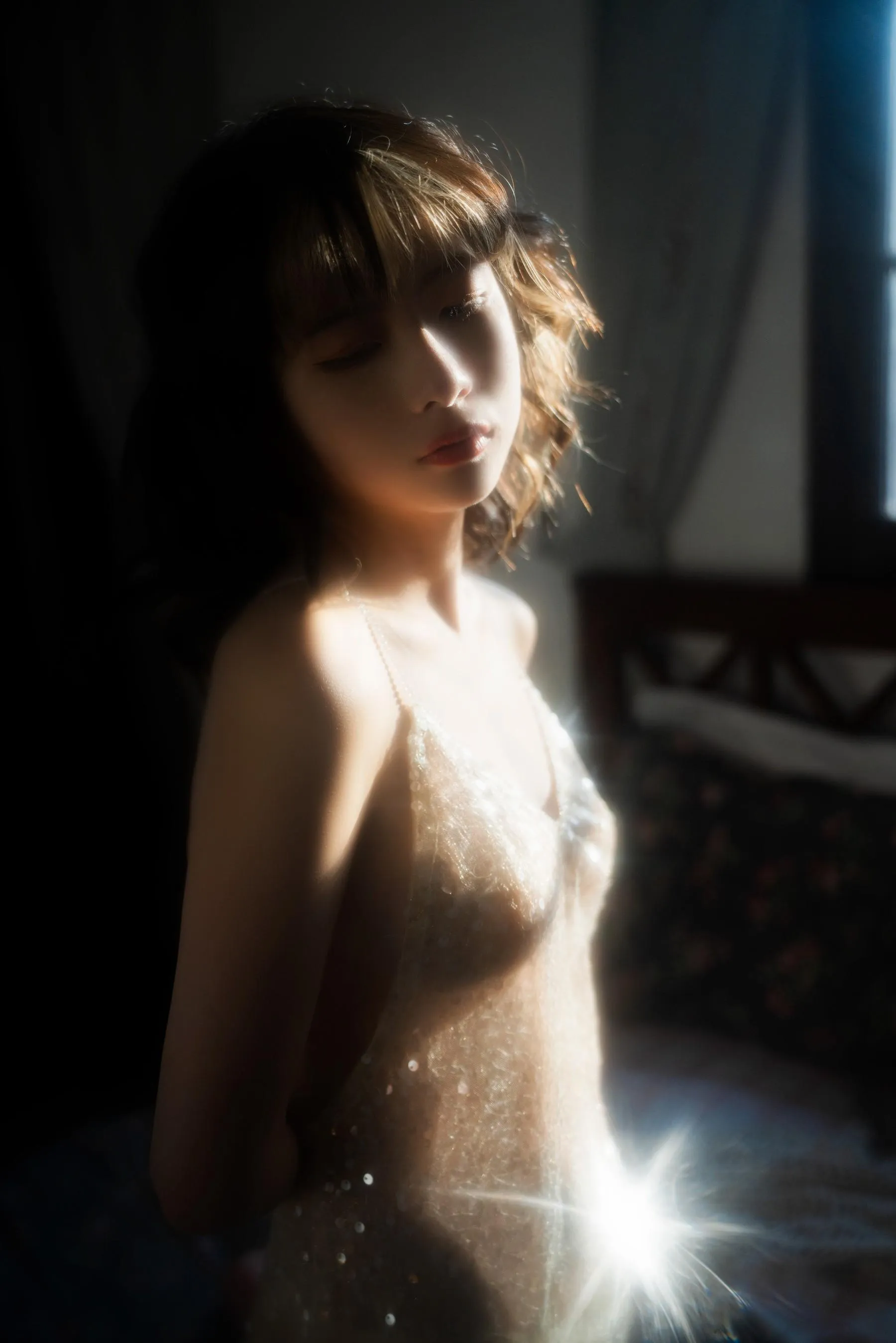 [艺图语] 2022.07.03 窗外落霞 清青琴玖 [24P]插图